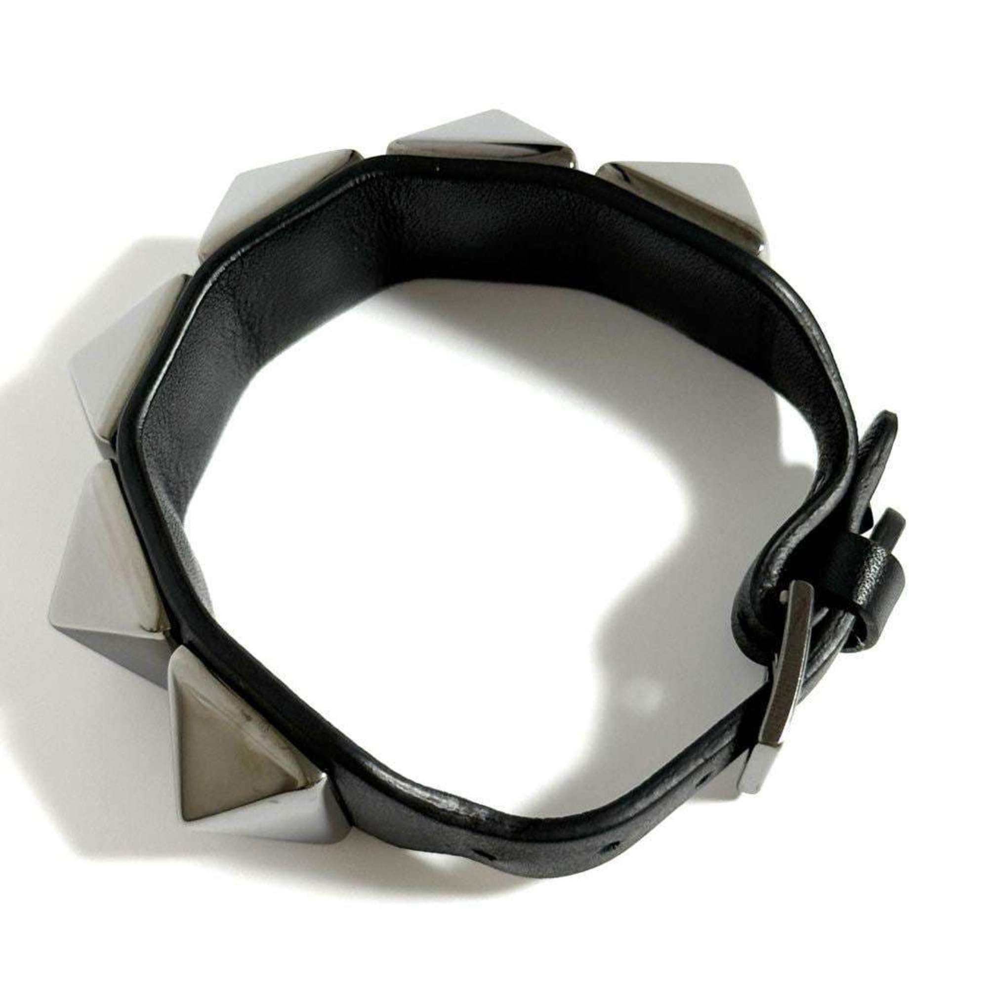 Rockstud Bracelet Leather and Metal Black