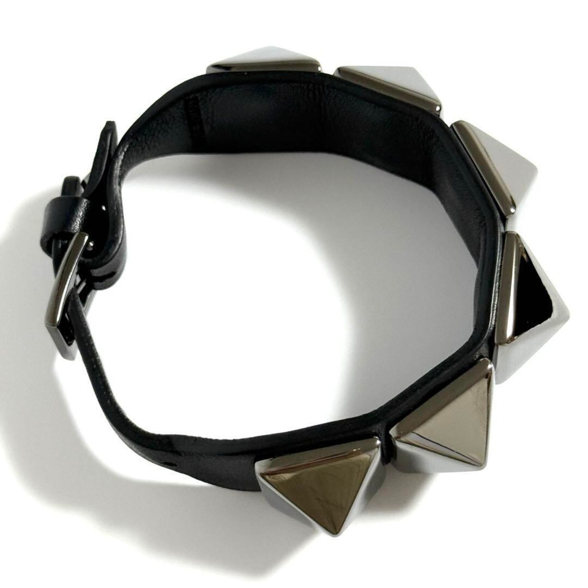 Rockstud Bracelet Leather and Metal Black