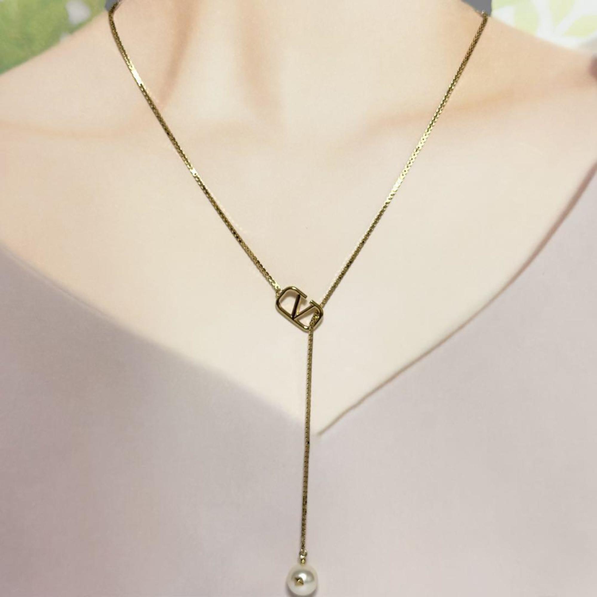 Pendant Necklace Artificial Pearl and Metal