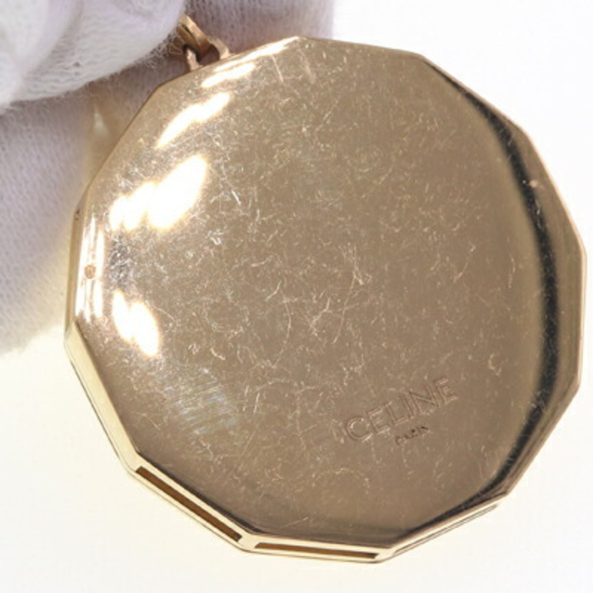 Pendant Necklace Gold Metal Locket Long Chain Triomphe