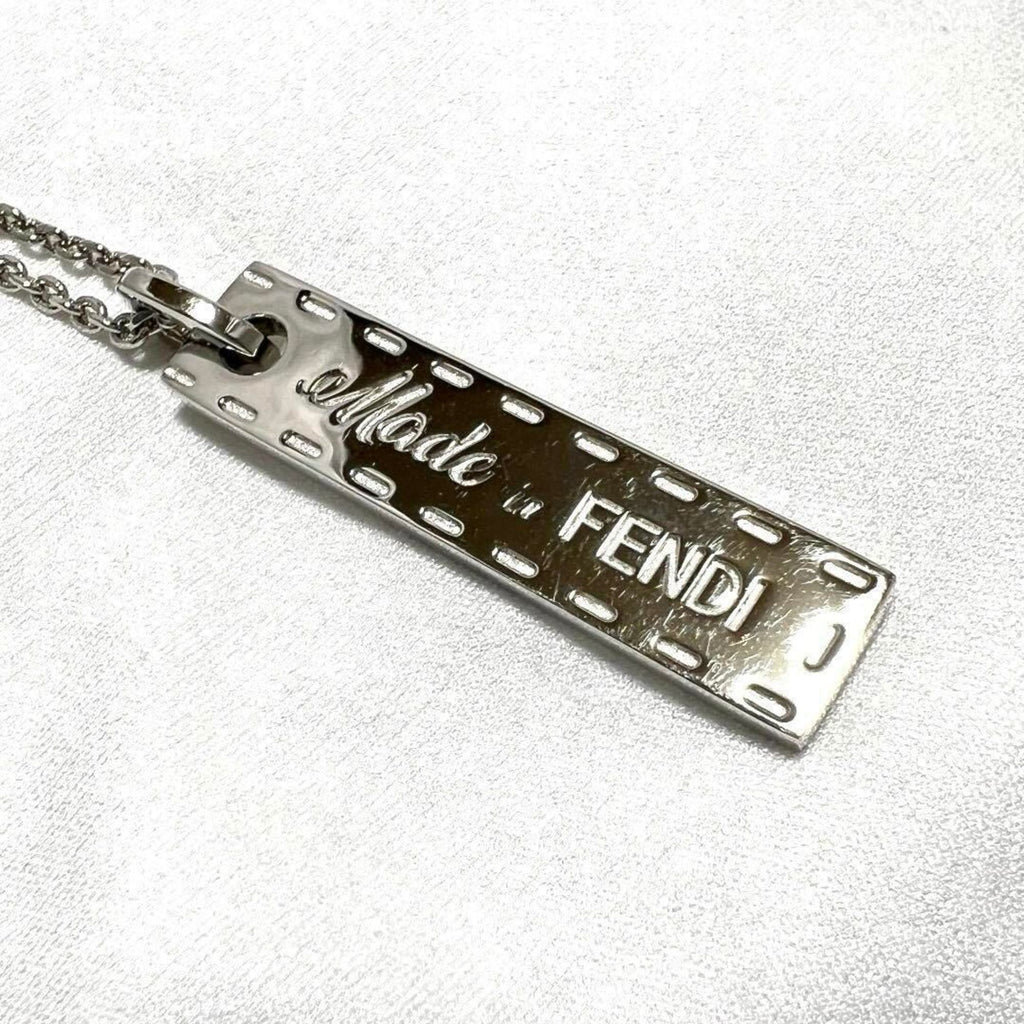 Pendant Necklace Metal