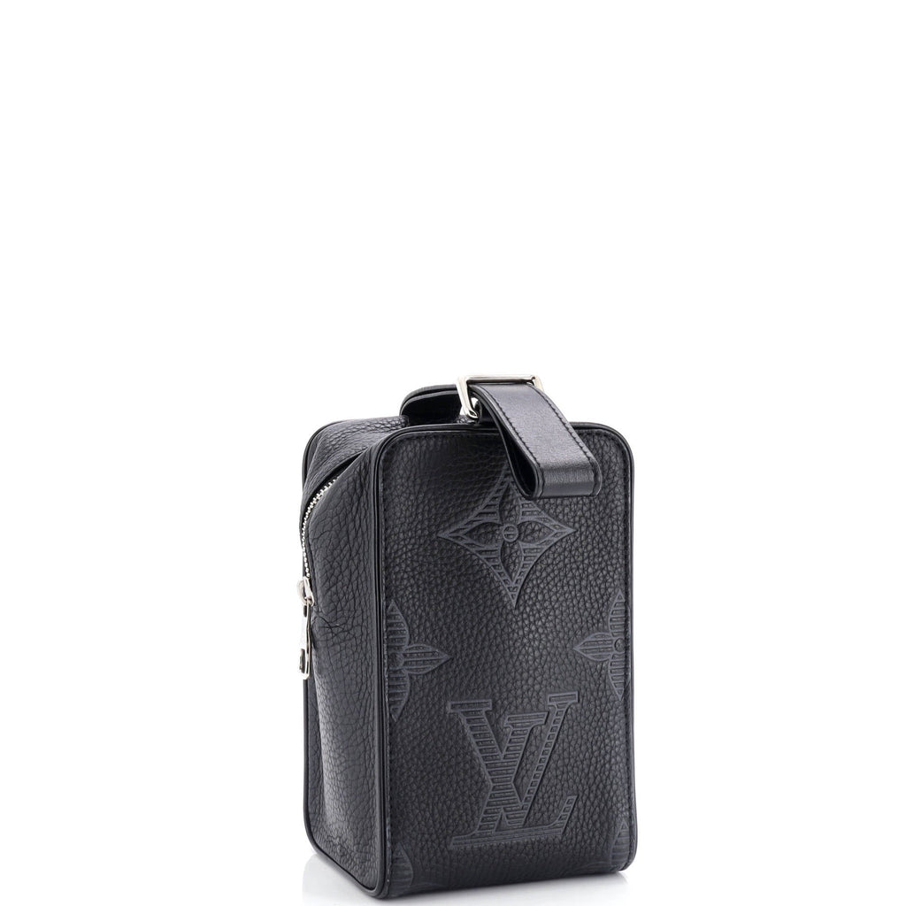 Wash Pouch Monogram Shadow Giant Taurillon Leather