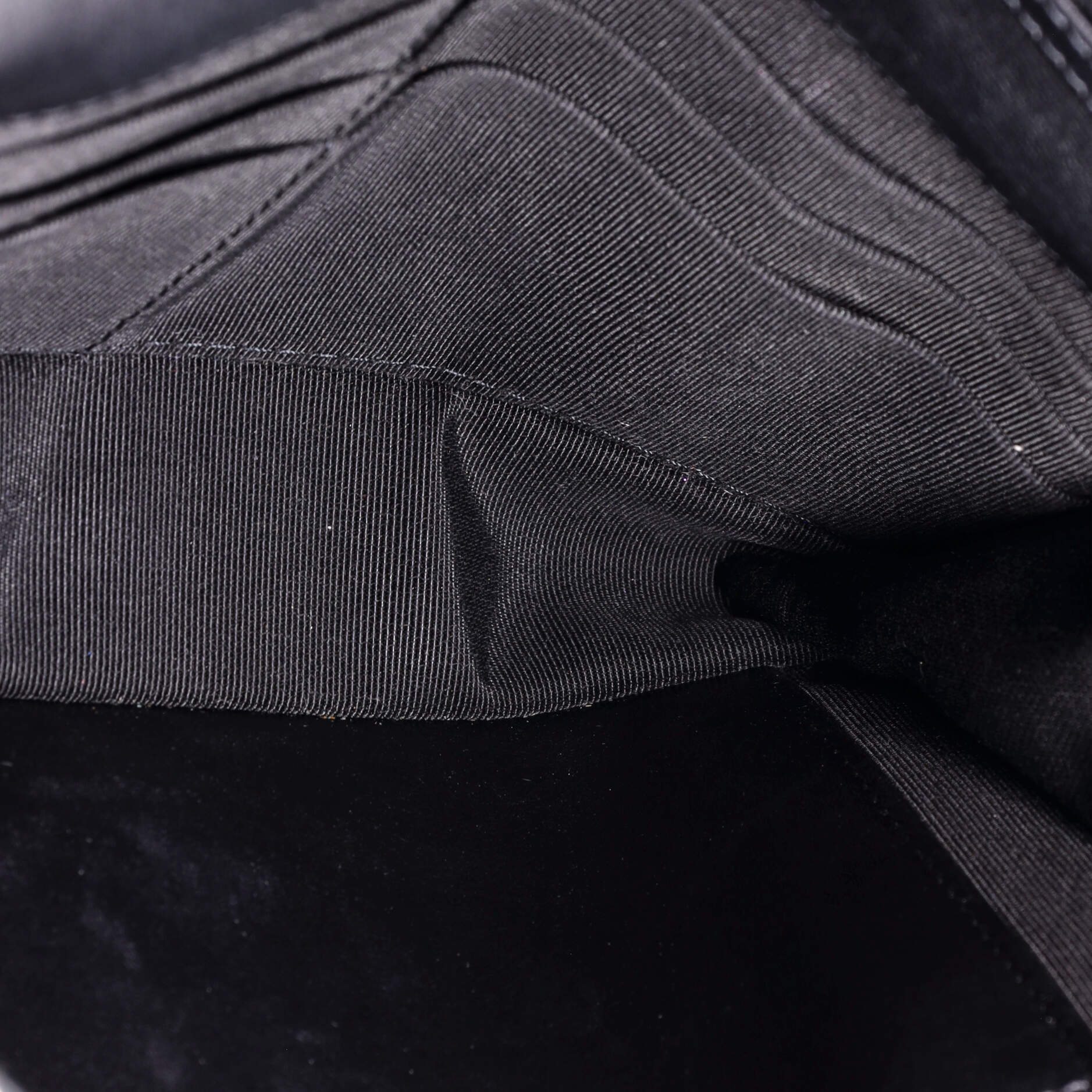 Cocostellar Wallet On Chain Quilted Suede