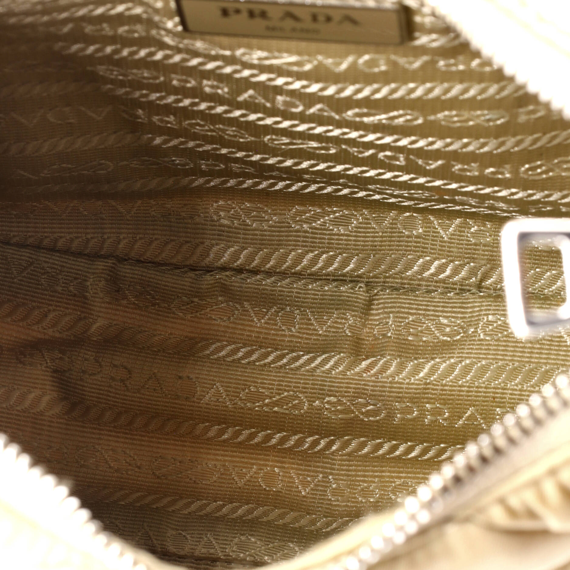 Re-Edition Shoulder Bag Quilted Tessuto Small