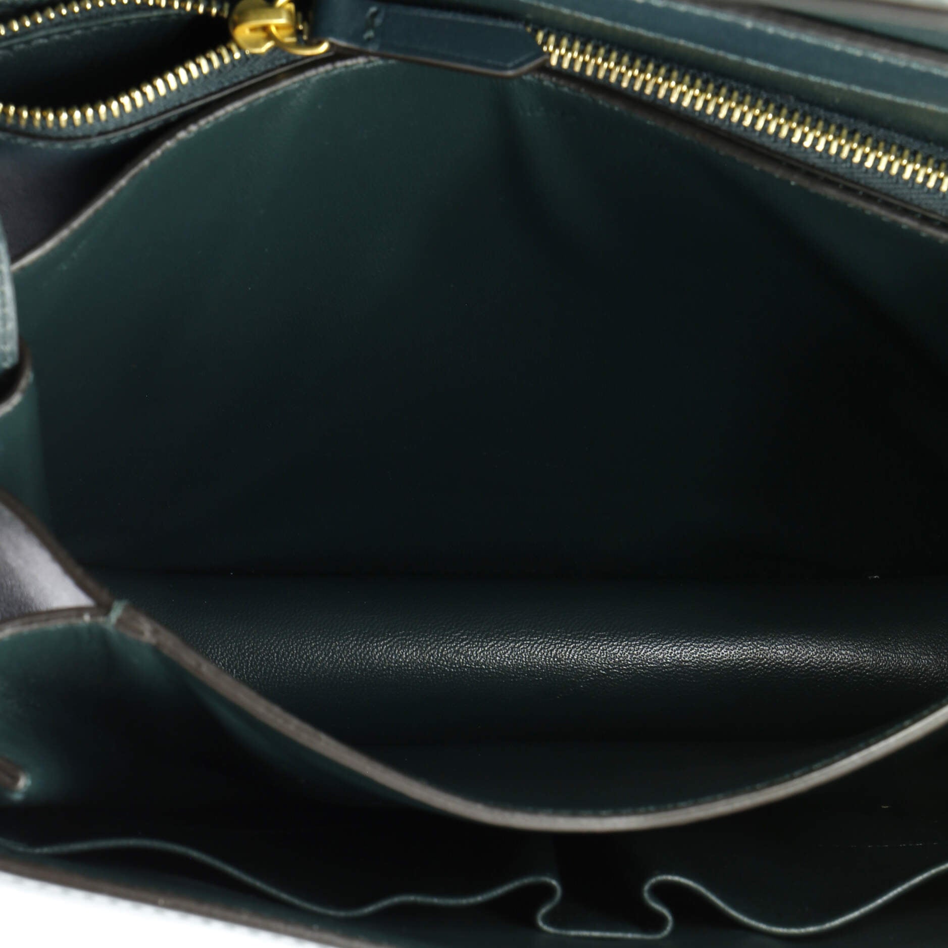 Classic Box Bag Smooth Leather Medium