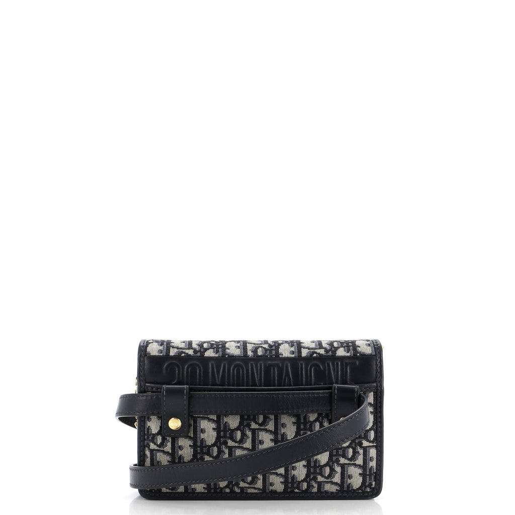 30 Montaigne 2-in-1 Pouch Oblique Canvas