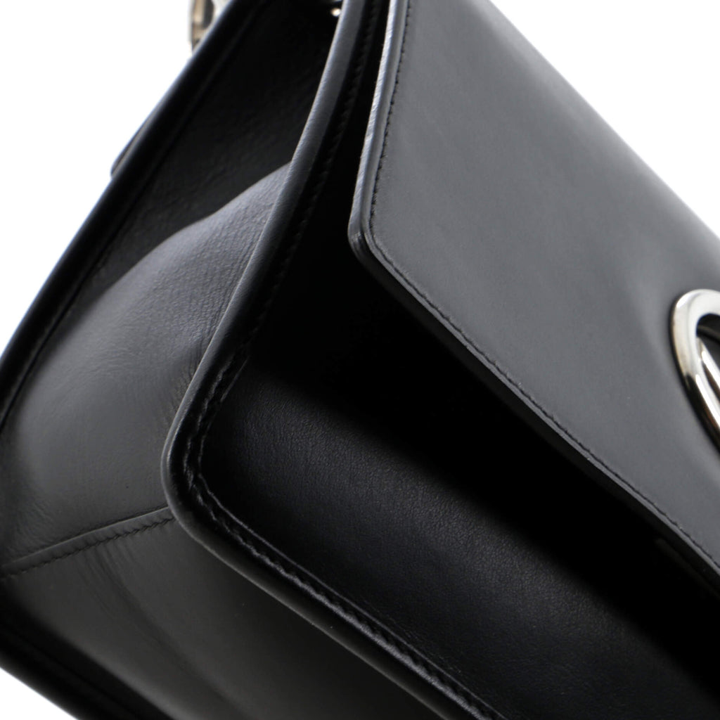 Kan I F Shoulder Bag Leather Medium