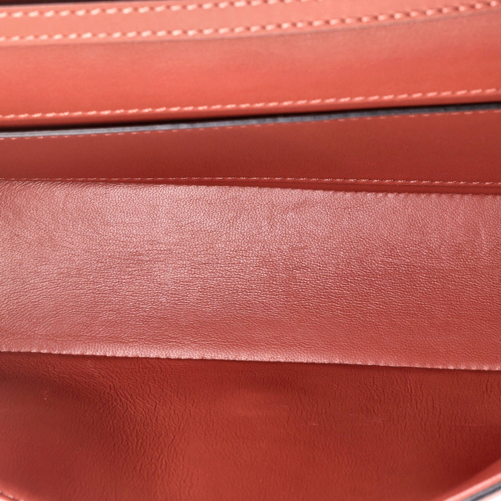 VLogo Loco Flap Shoulder Bag Leather Medium