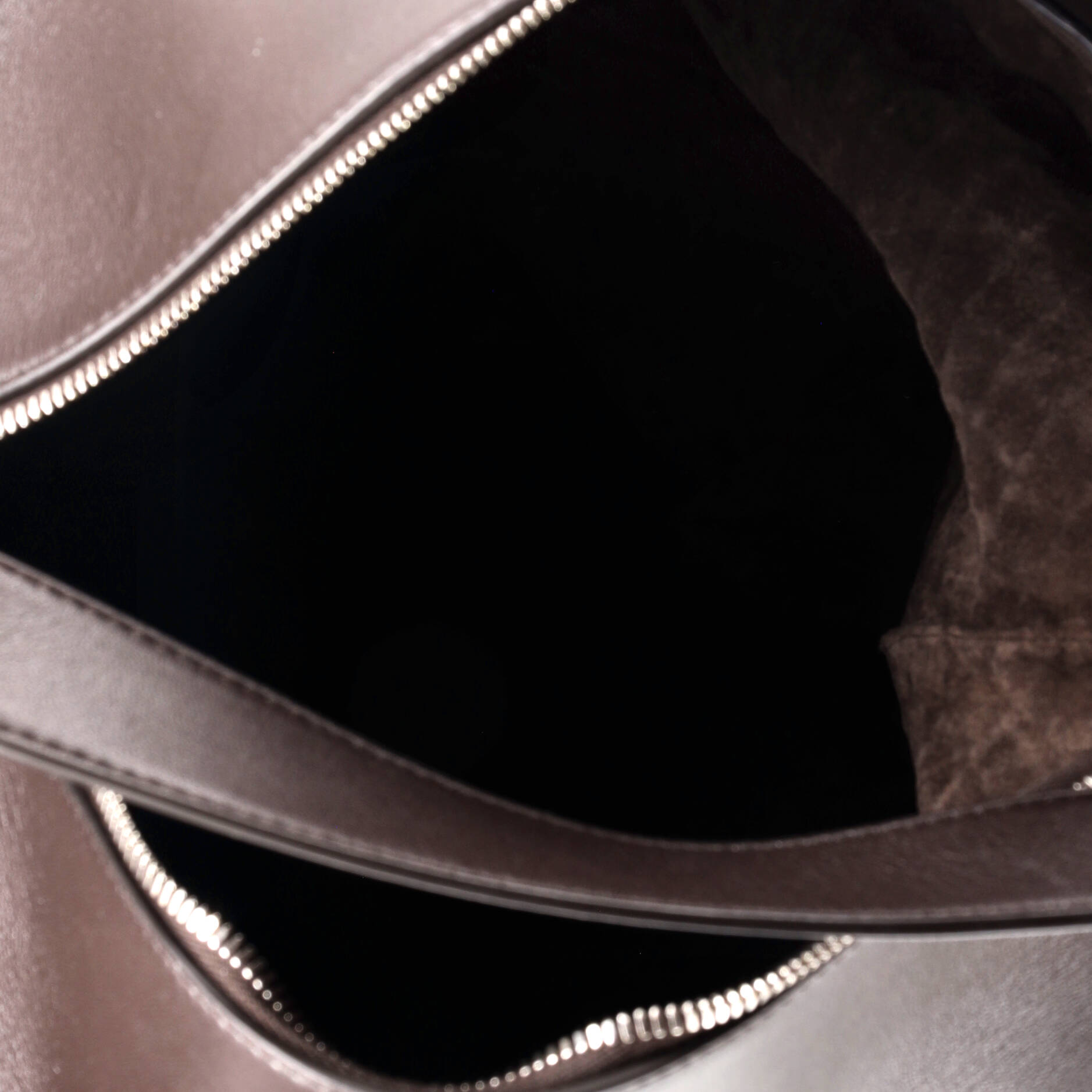 Hop Bag Intrecciato Leather Large