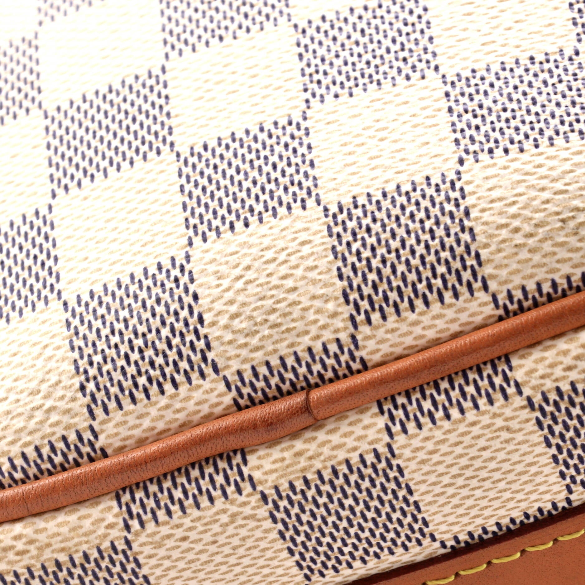 Boite Chapeau Souple Bag Damier PM