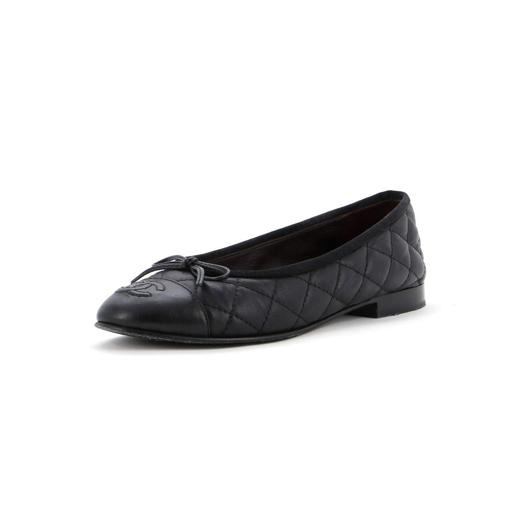 Women's CC Cap Toe Bow Ballerina Flats Quilted Leather
