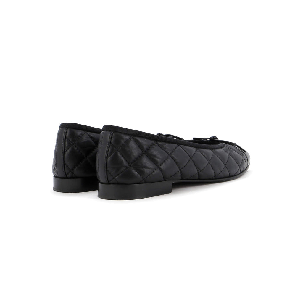 Women's CC Cap Toe Bow Ballerina Flats Quilted Leather