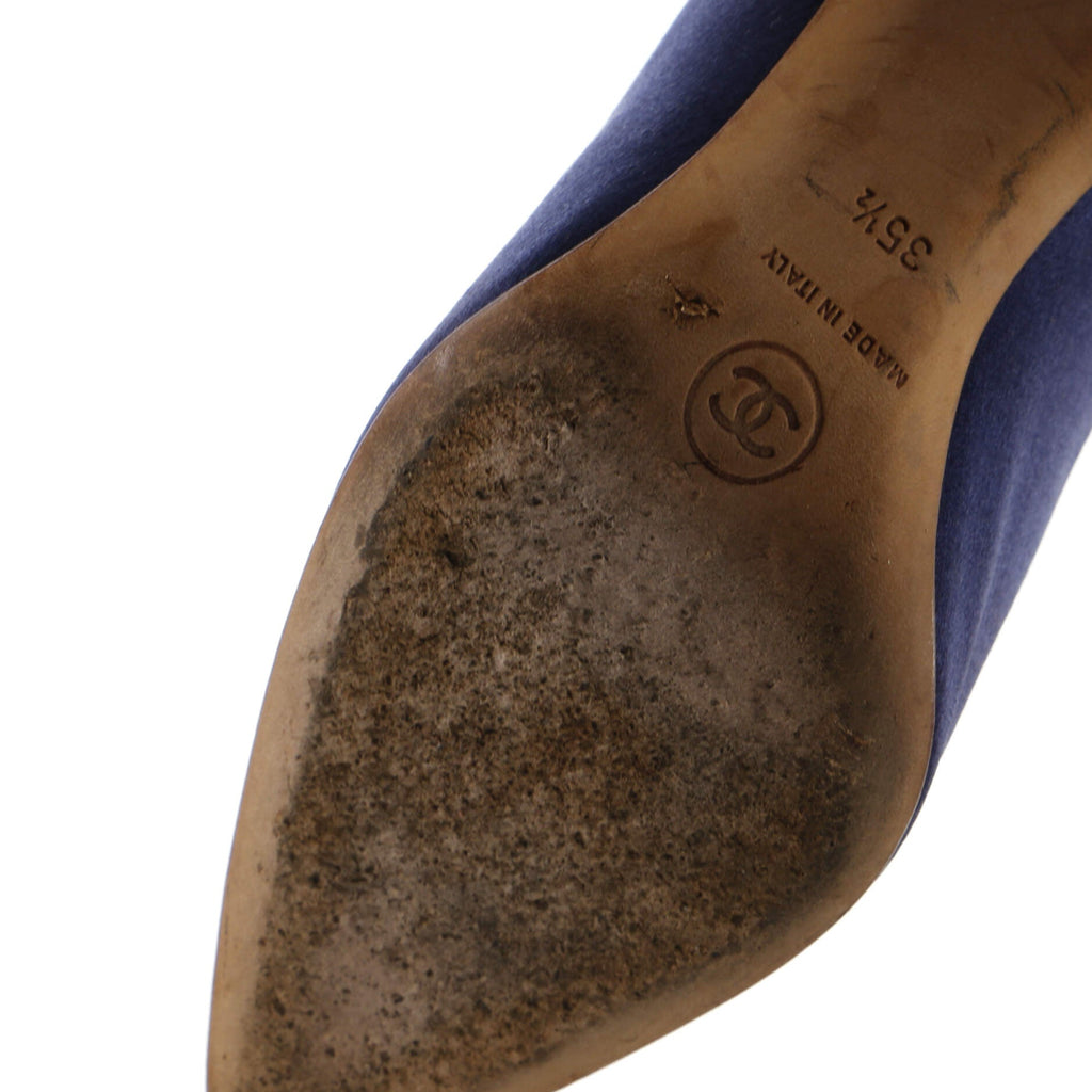 Women's Pointed Toe Pumps Satin and Lucite