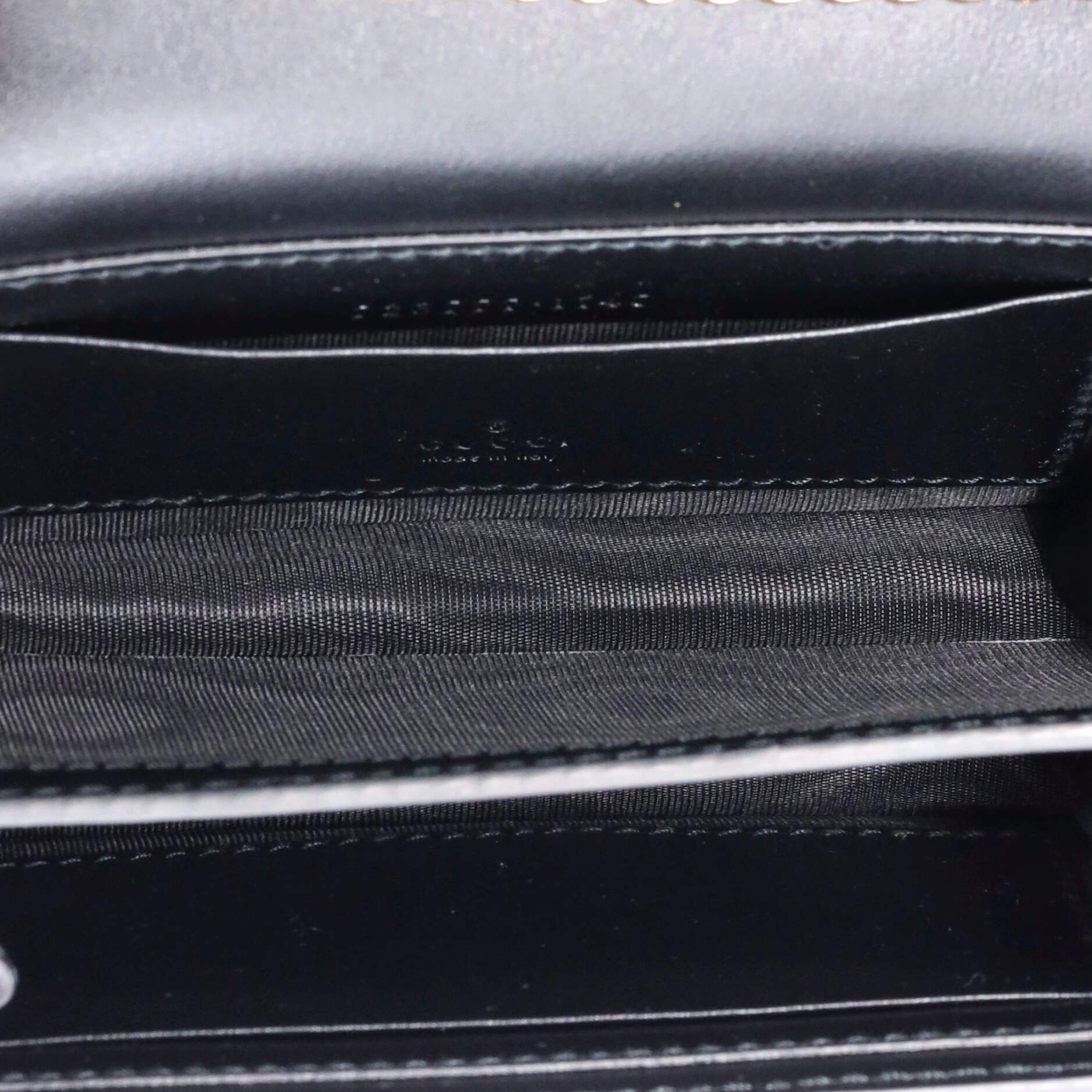 GG Marmont Flap Messenger Bag GG Matelasse Leather Mini
