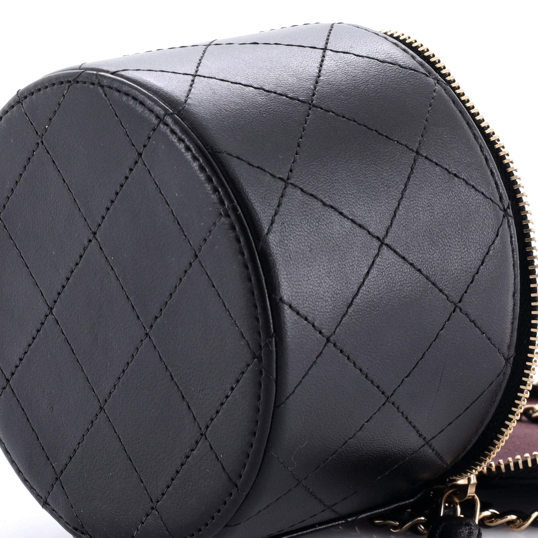CC Round Vanity Case with Chain Quilted Lambskin Mini