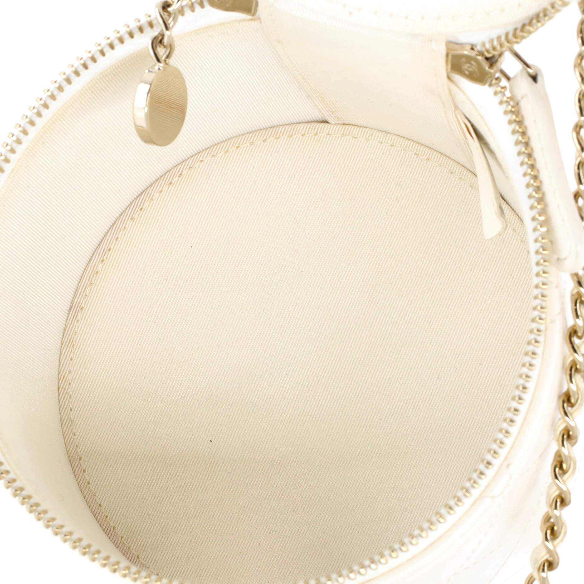 CC Round Vanity Case with Chain Quilted Lambskin Mini