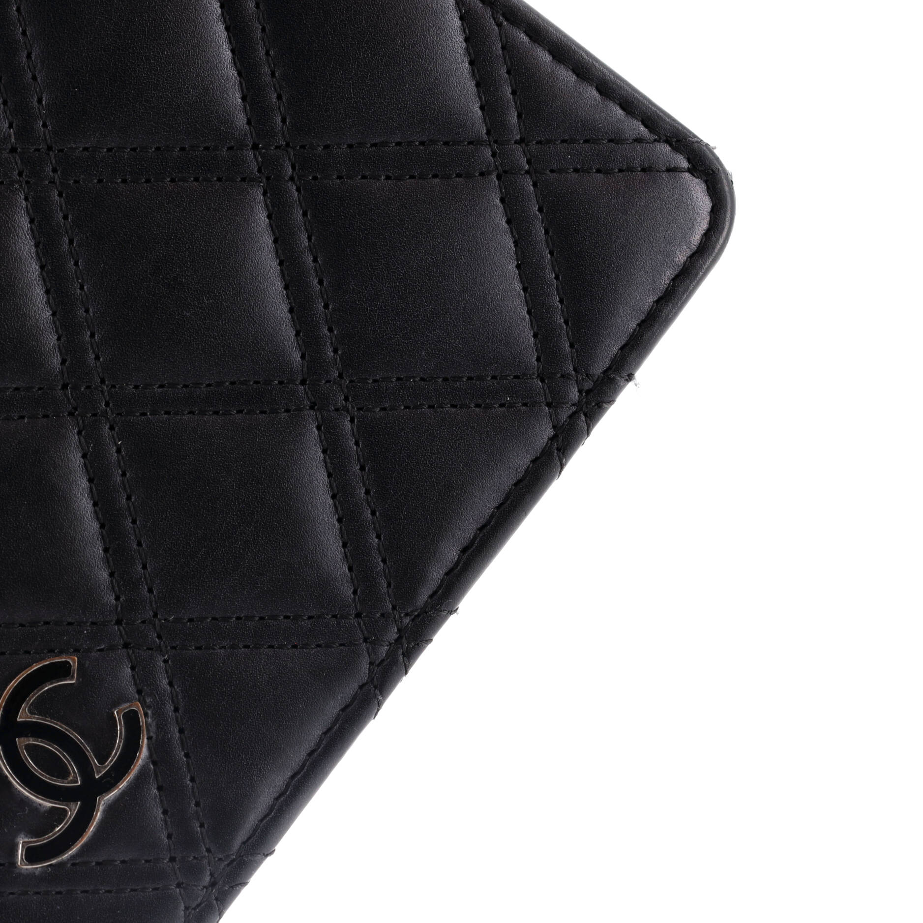 Double Stitch L-Yen Wallet Quilted Lambskin