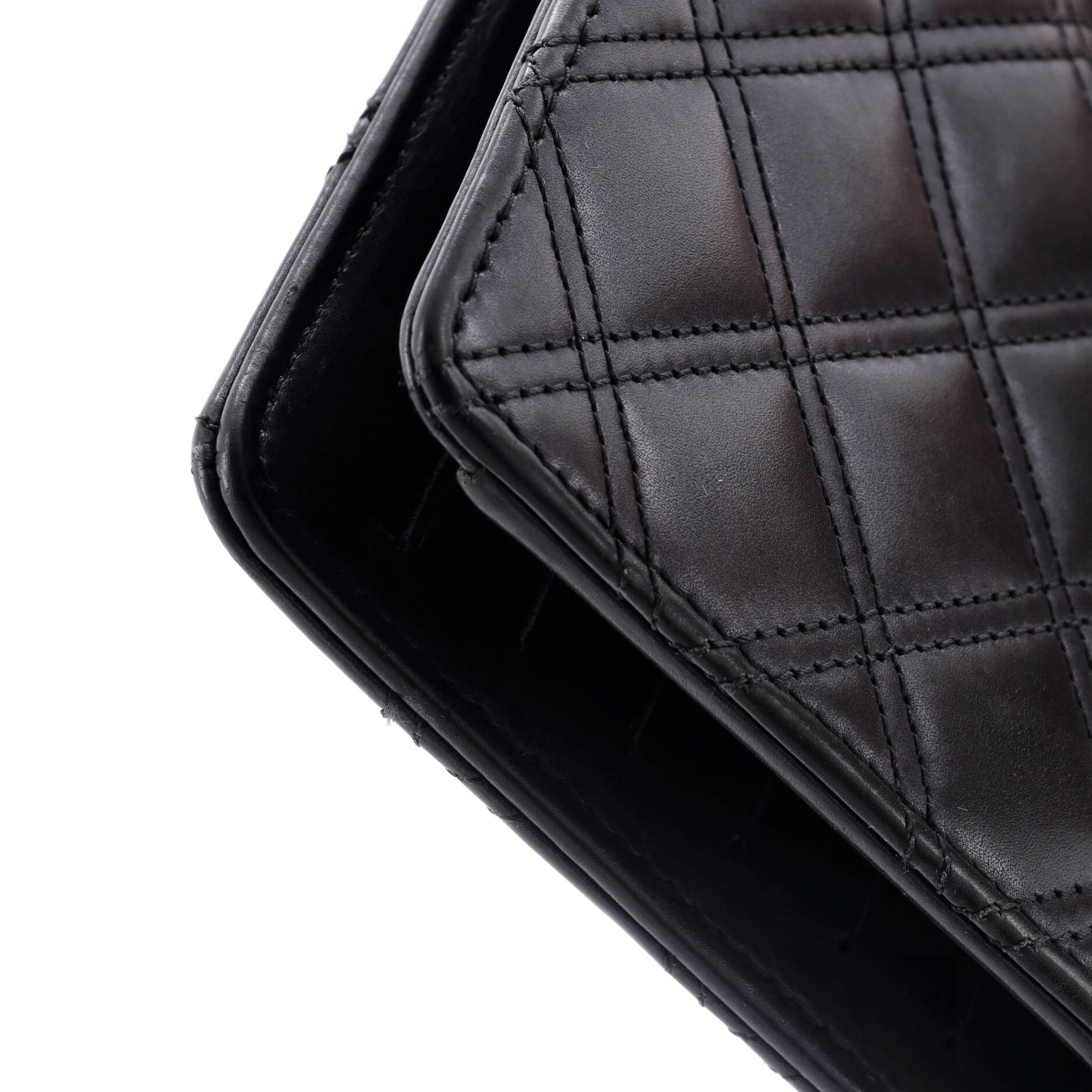 Double Stitch L-Yen Wallet Quilted Lambskin