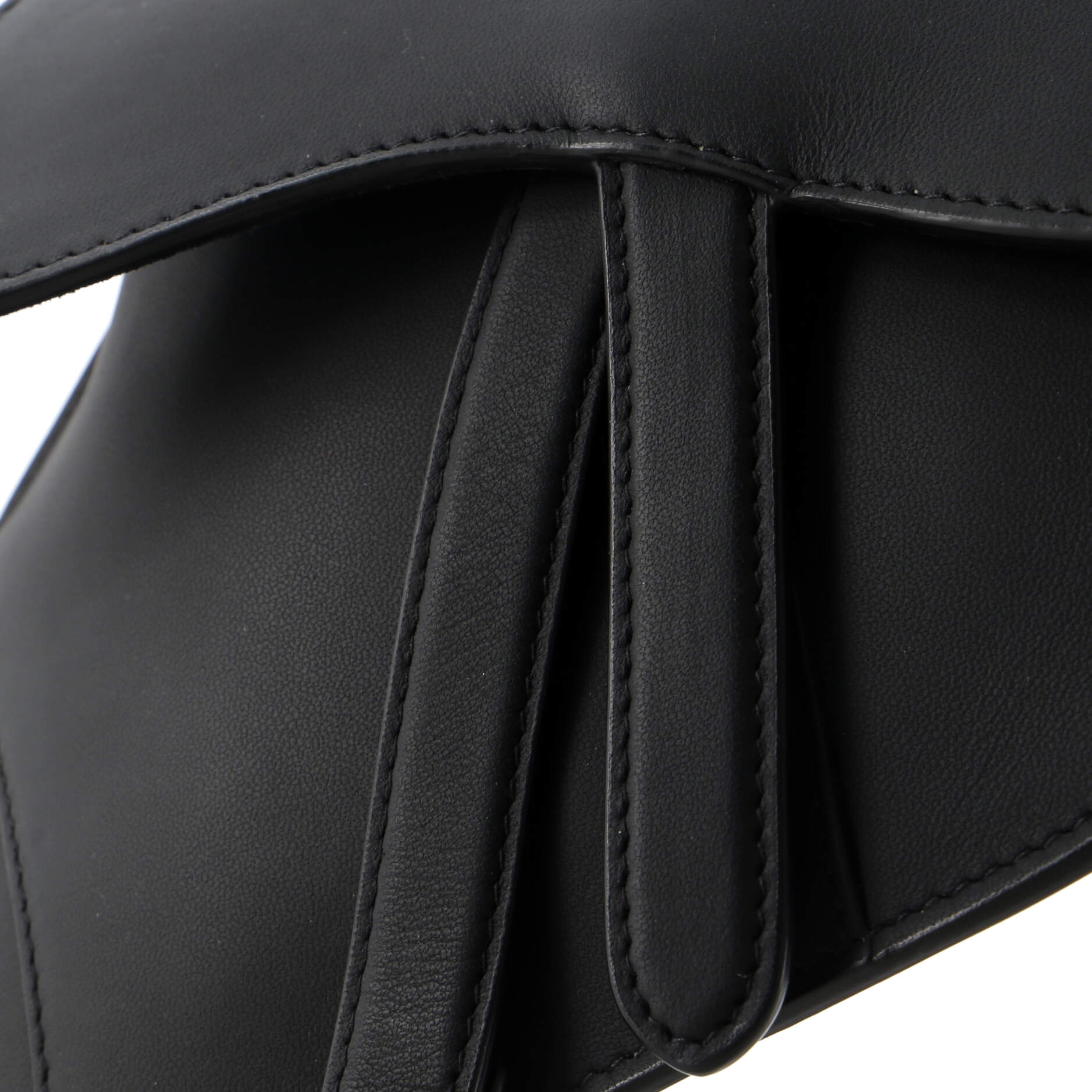 Ultra Matte Saddle Belt Bag Leather
