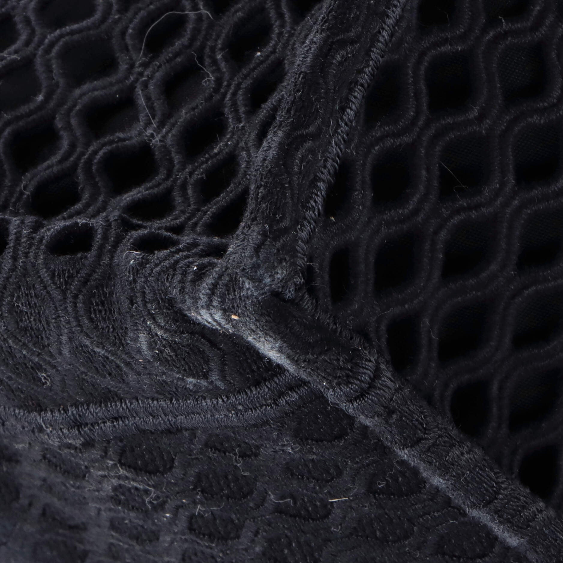 Book Tote Mesh Medium
