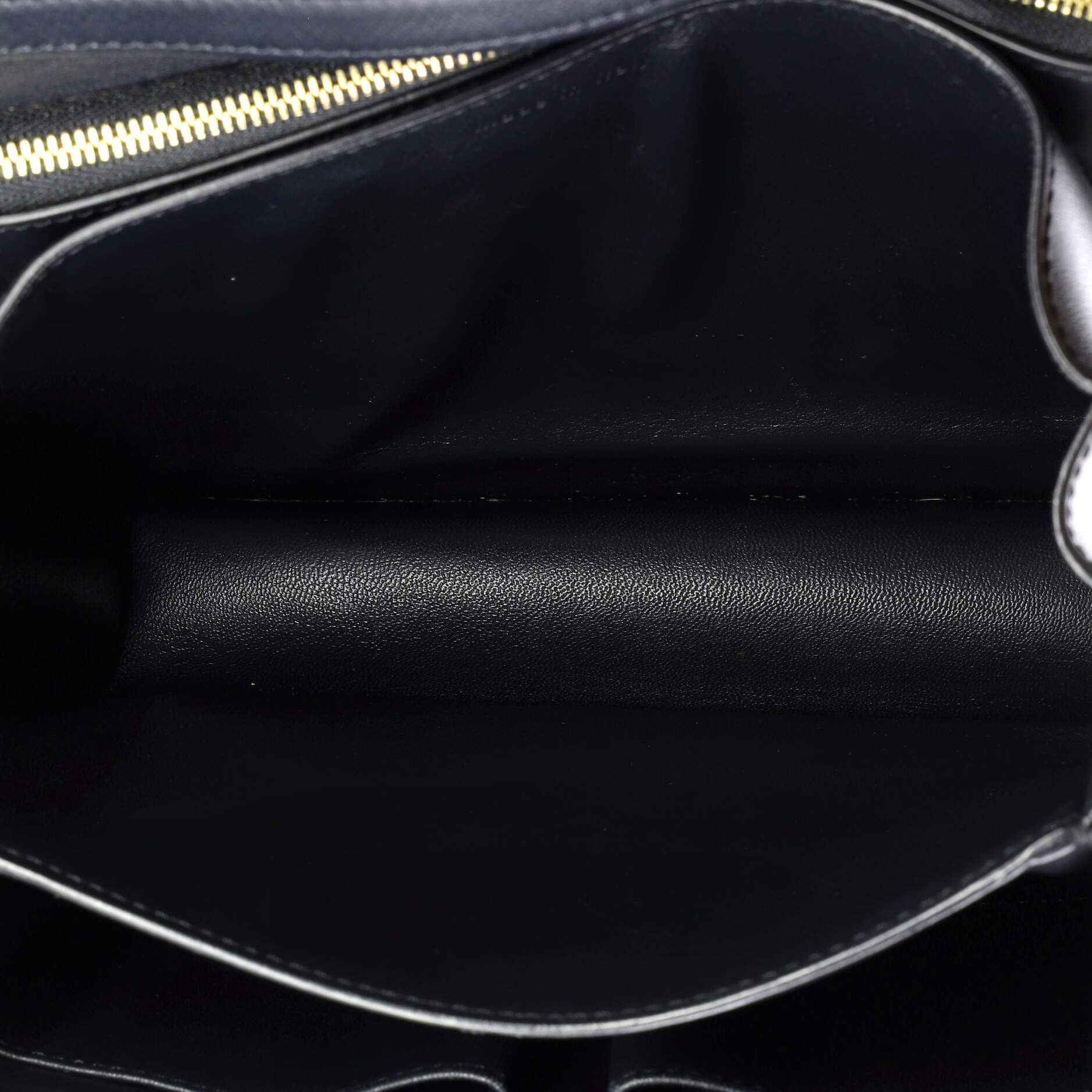 Classic Box Bag Smooth Leather Medium