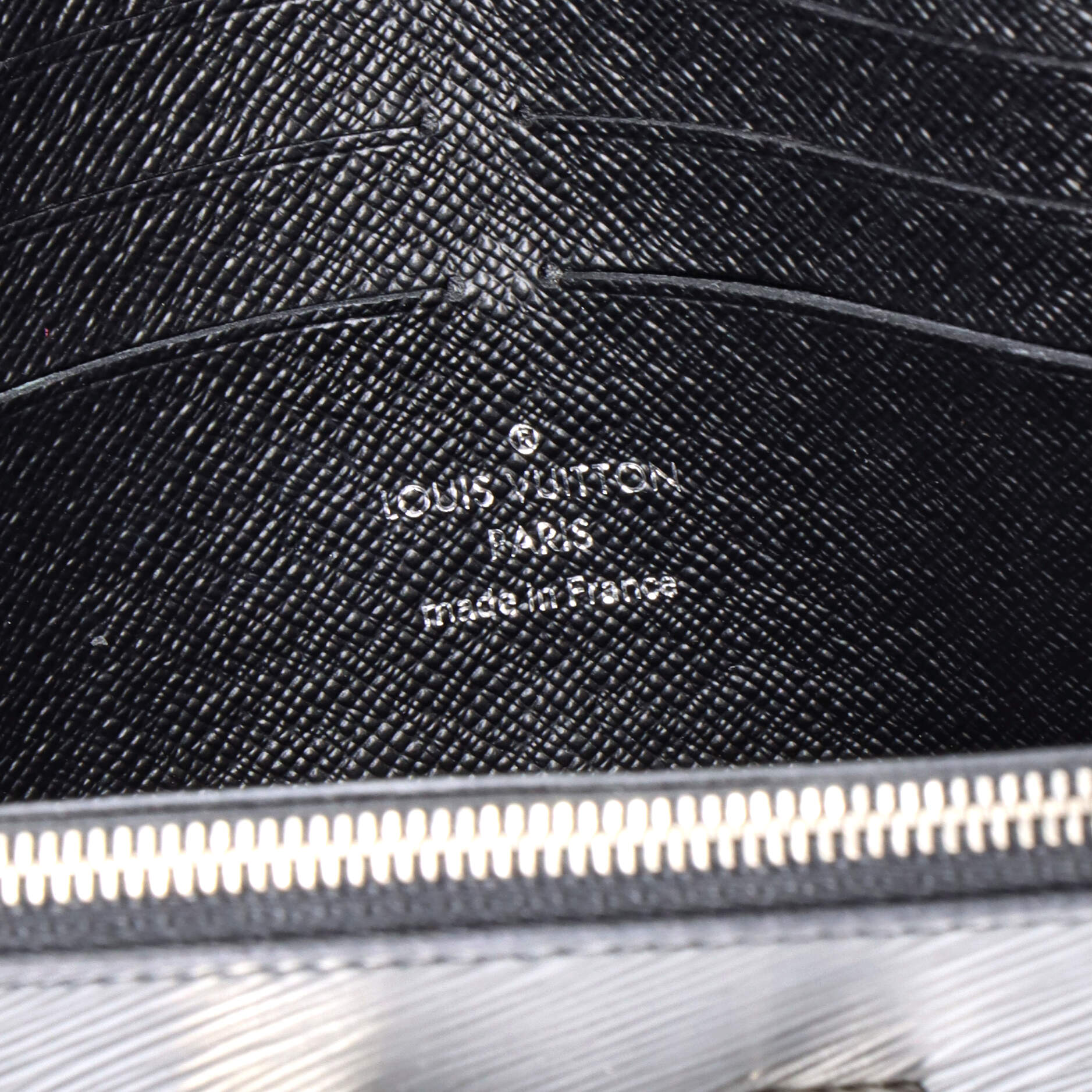Twist Chain Wallet Epi Leather