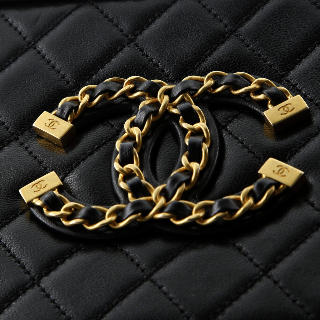 Filigree Vanity Case Quilted Goatskin with Chain Detail Medium