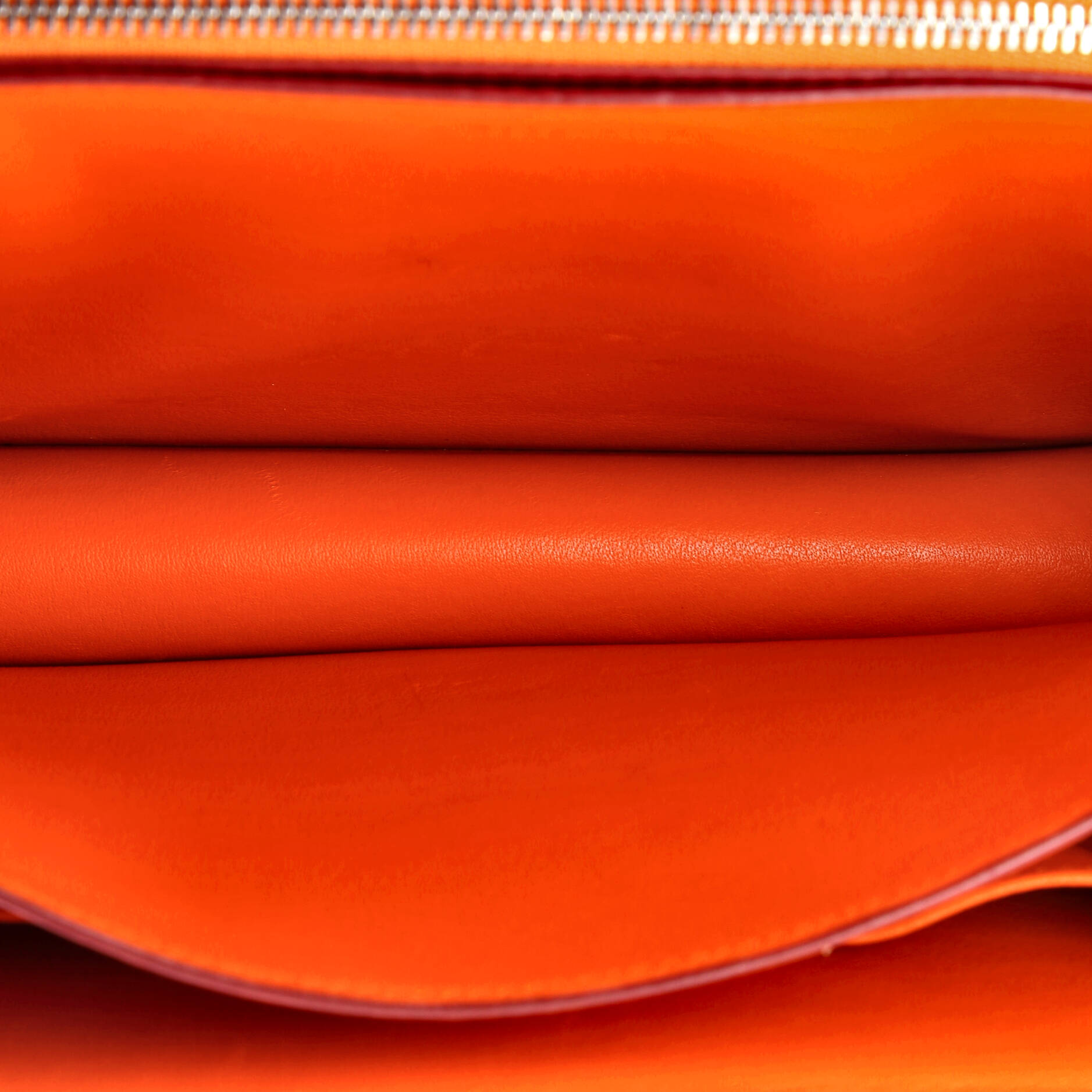 Classic Box Bag Grainy Leather Medium