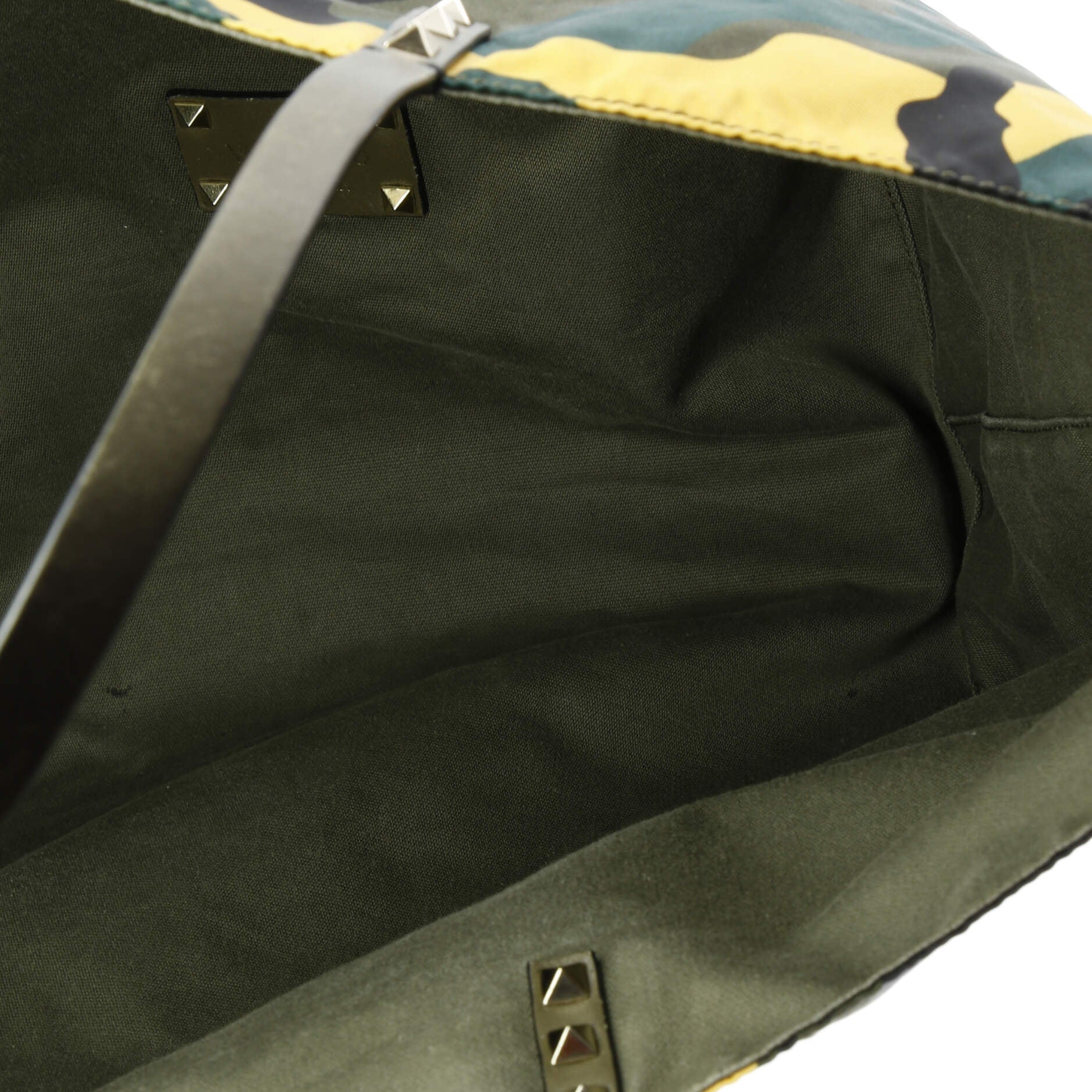 Rockstud Open Reversible Convertible Tote Camo Nylon Medium