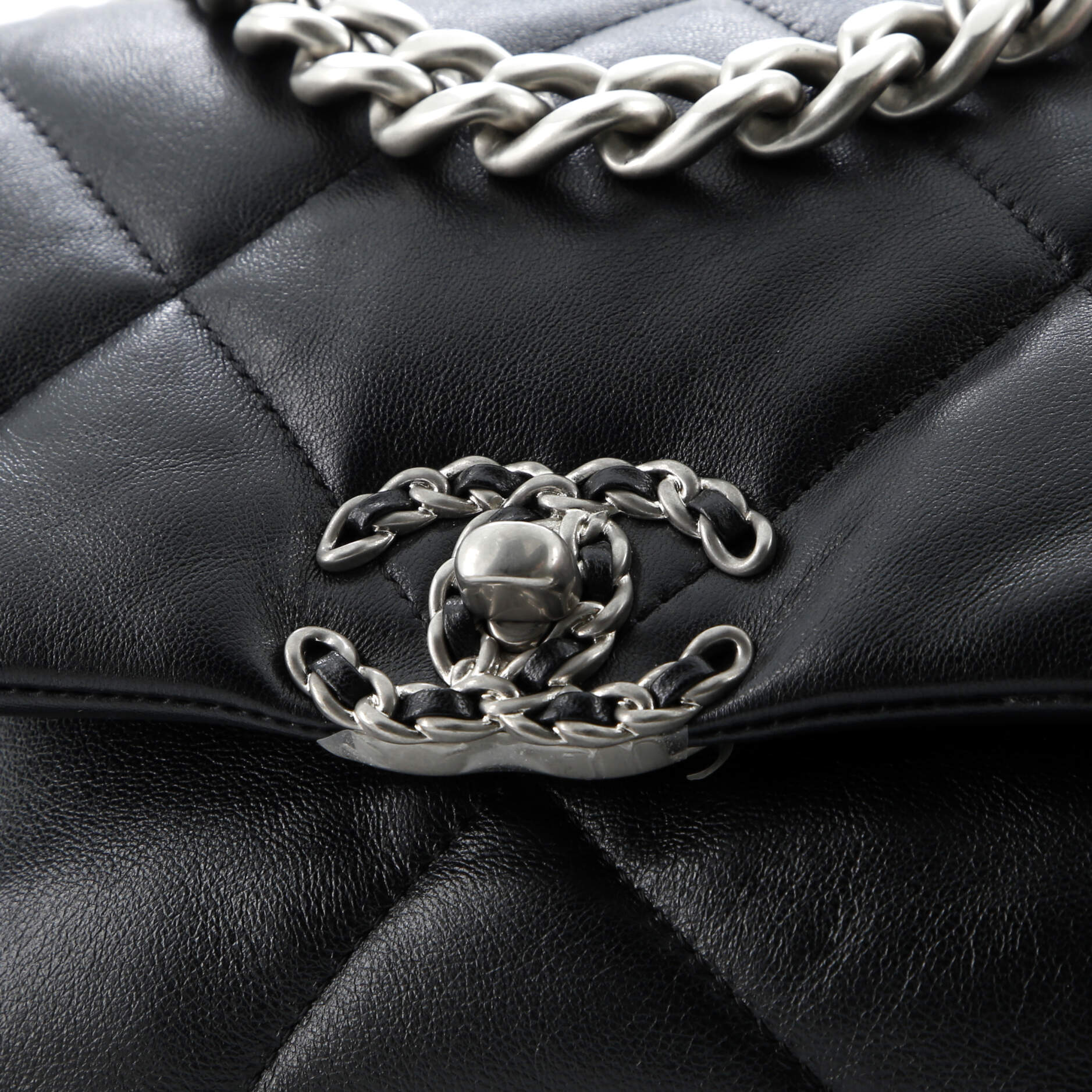 19 Flap Bag Quilted Leather Medium