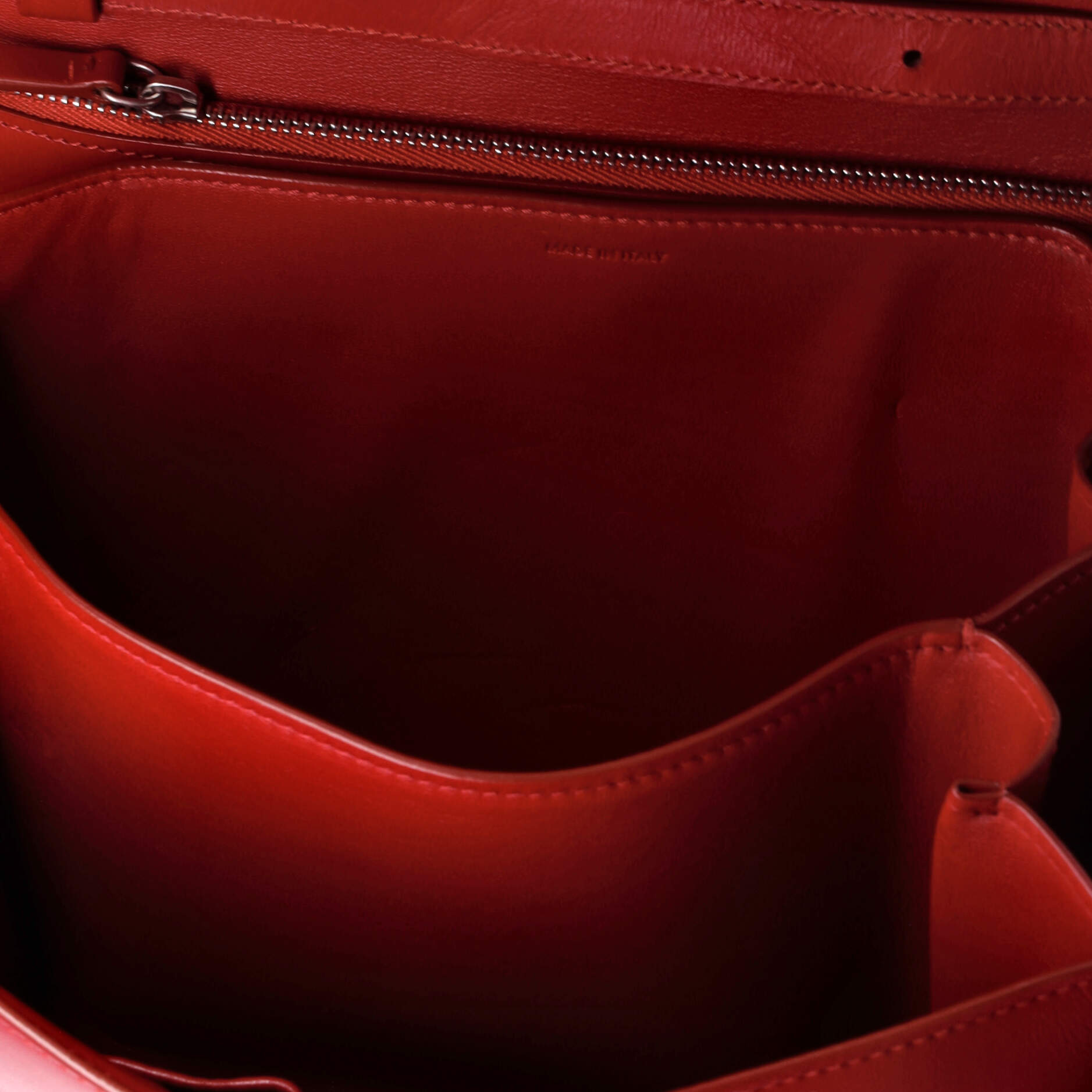 Classic Box Bag Smooth Leather Medium