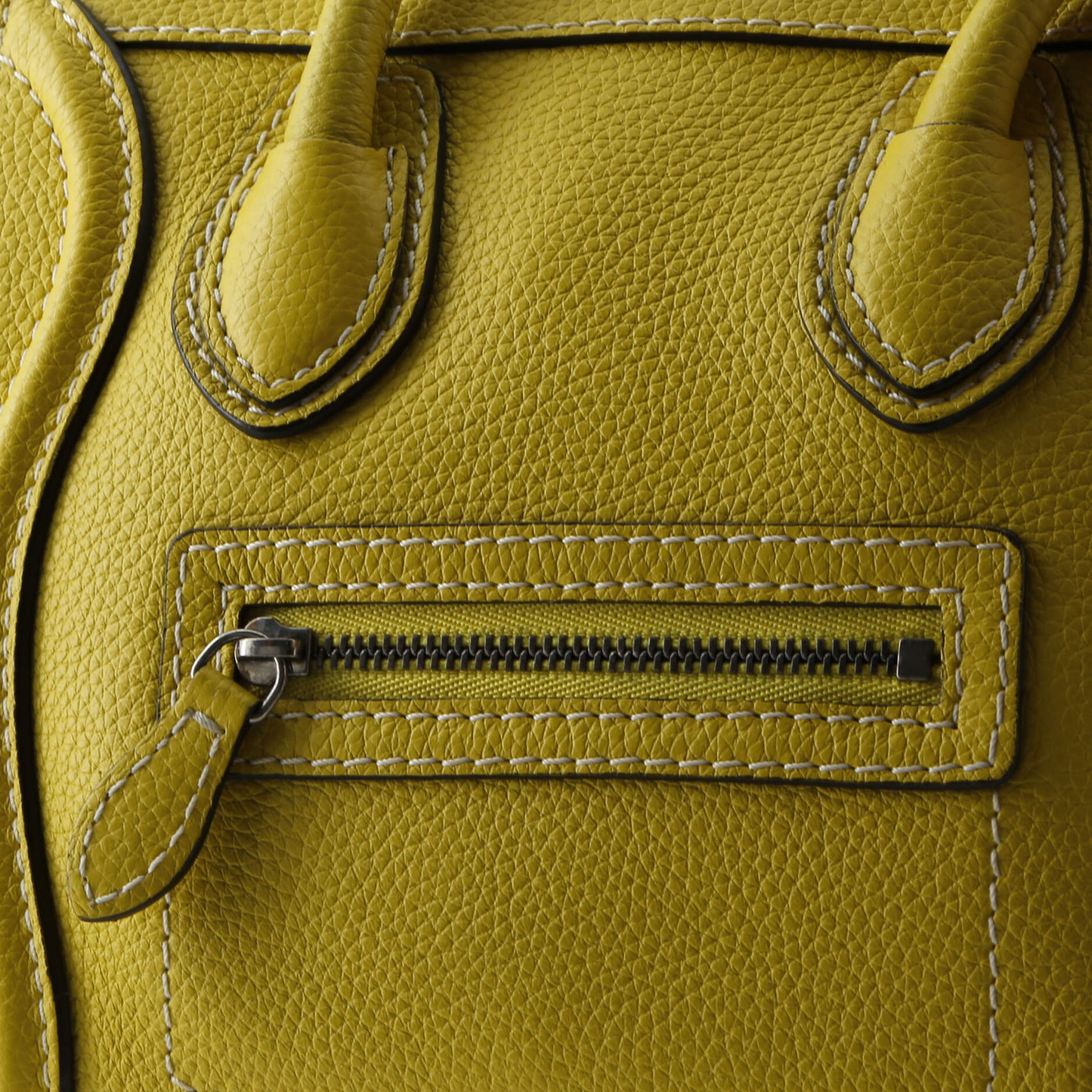 Luggage Bag Grainy Leather Nano