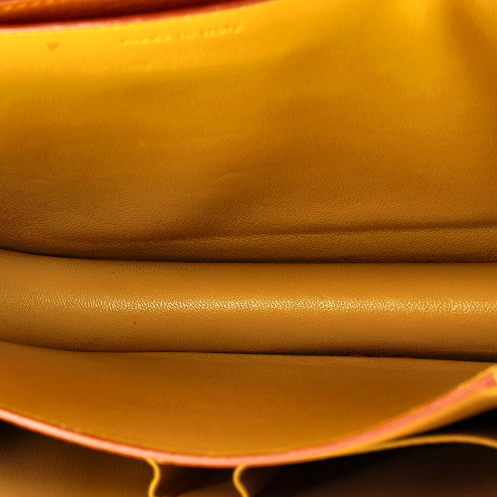 Classic Box Bag Grainy Leather Medium