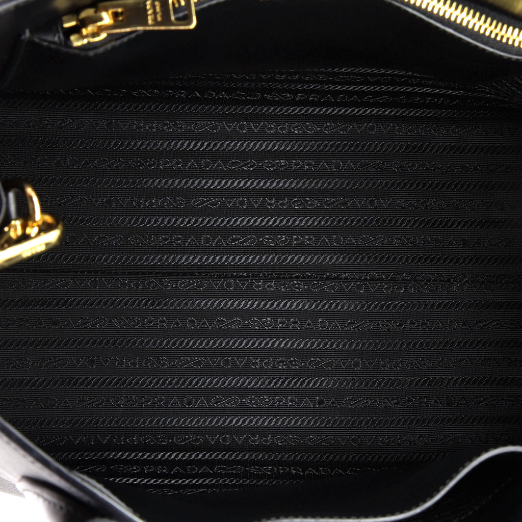 Monochrome Tote Saffiano with City Calf Medium