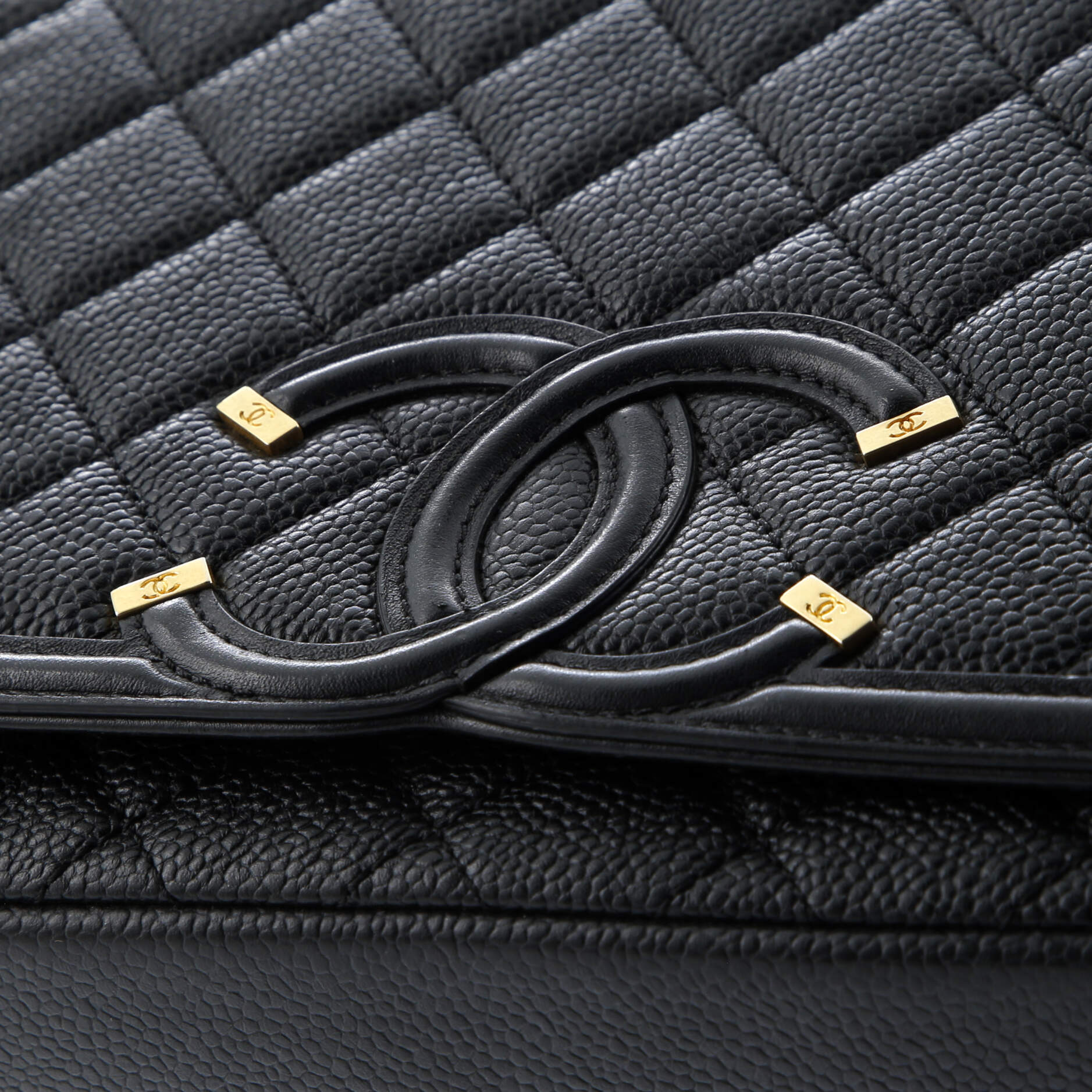 Filigree Flap Bag Quilted Caviar Medium