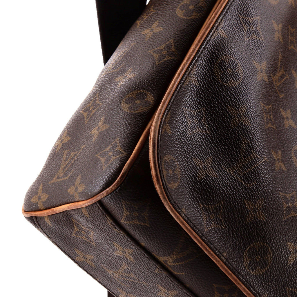 Abbesses Messenger Bag Monogram Canvas