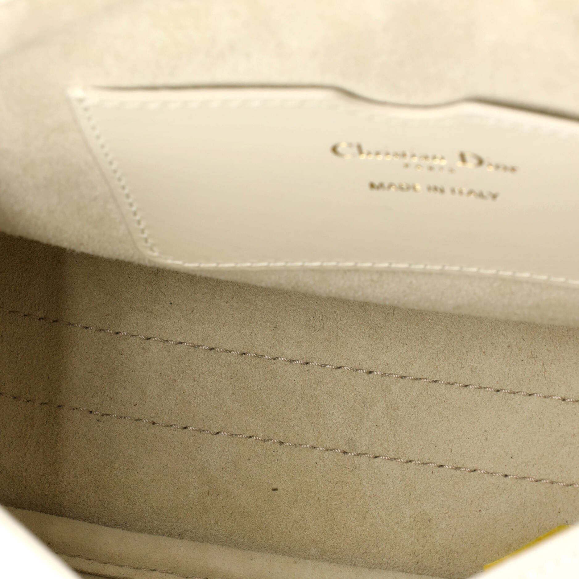 Bobby Flap Bag Leather Medium