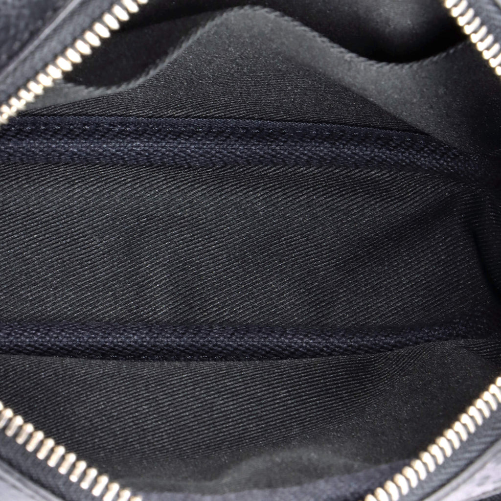 Outdoor Pouch Monogram Taigarama