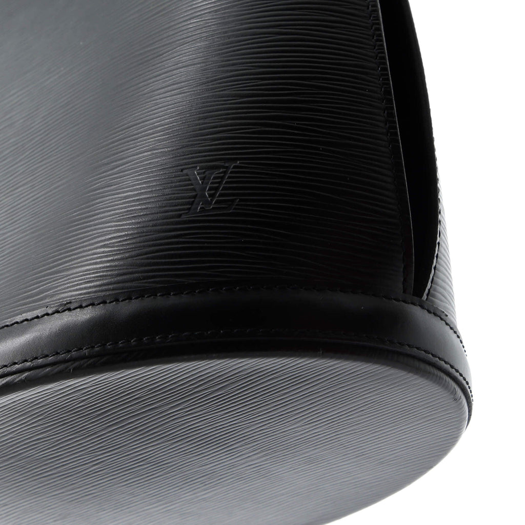 Cluny Shoulder Bag Epi Leather