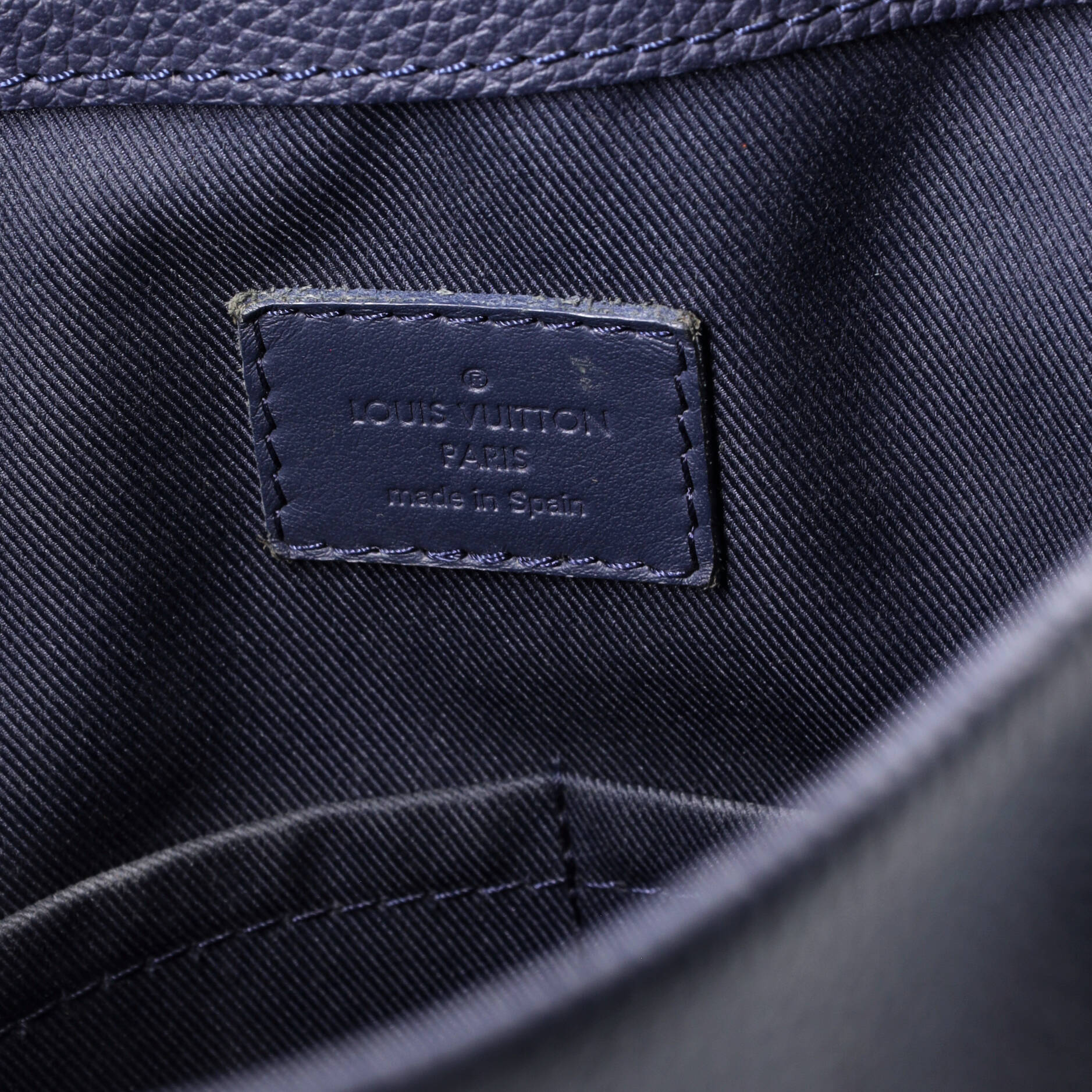 Aerogram Takeoff Tote Leather
