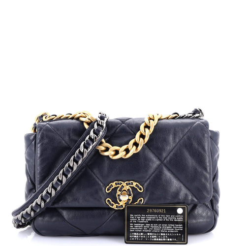 19 Flap Bag Quilted Leather Medium
