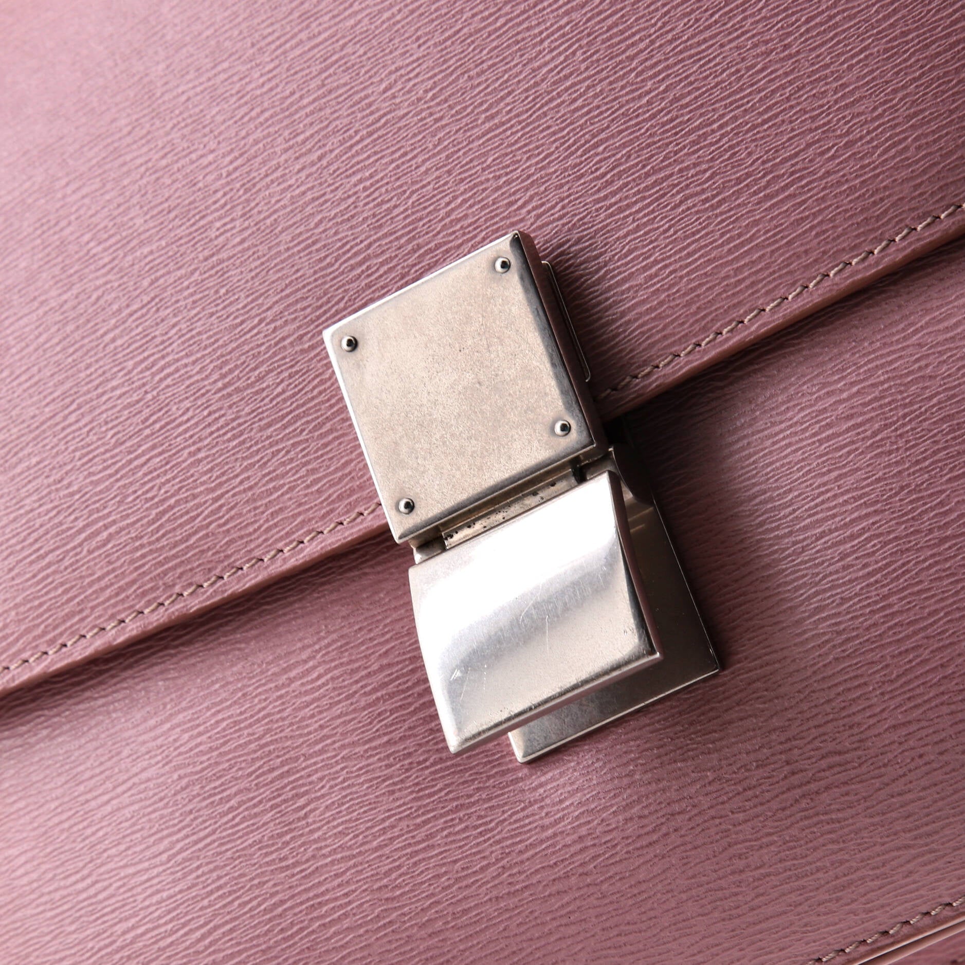 Classic Box Bag Grainy Leather Medium