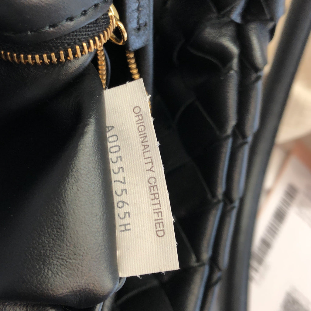 Gemelli Shoulder Bag Intrecciato Leather Medium