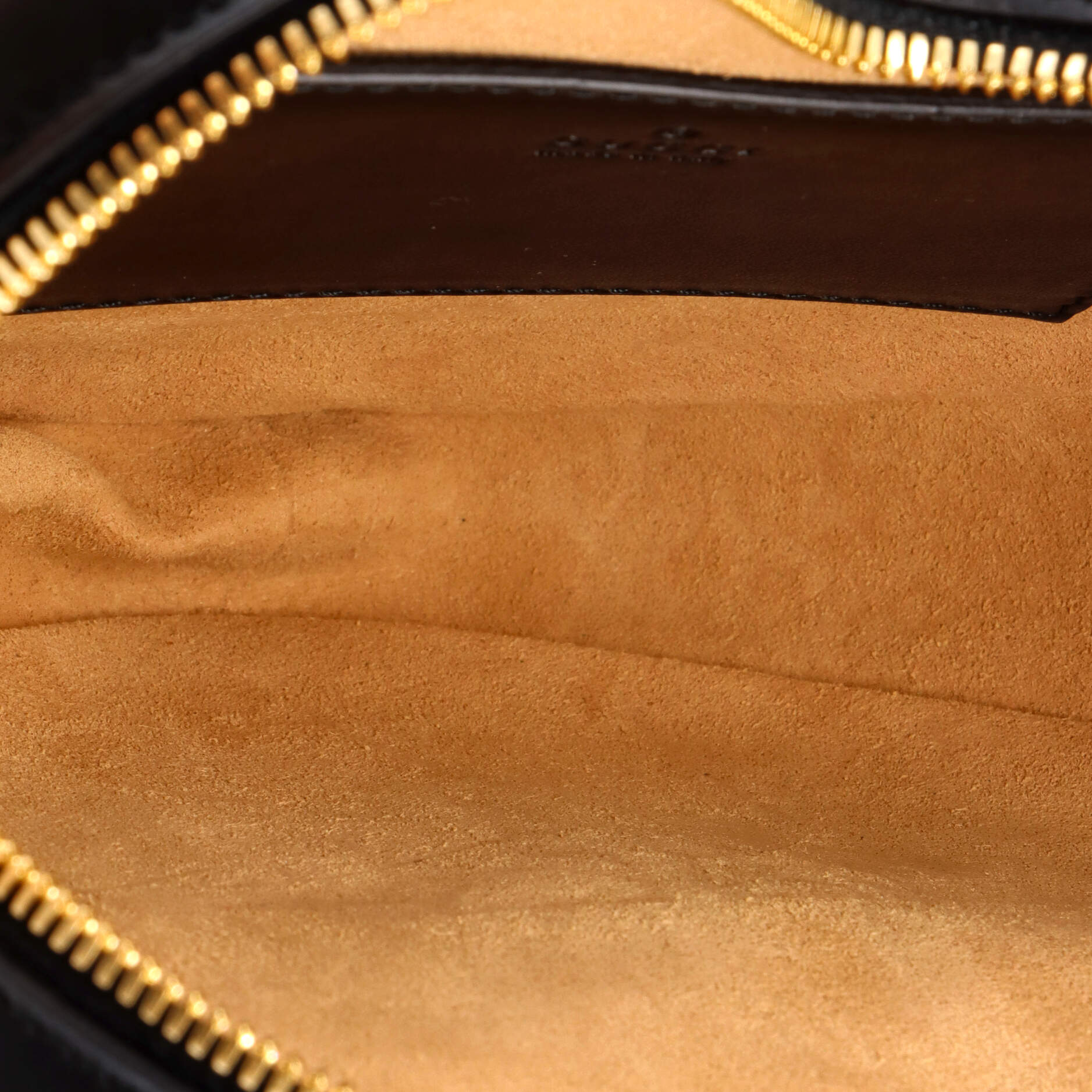 Interlocking G Heart Shoulder Bag Diagonal Quilted Leather Mini