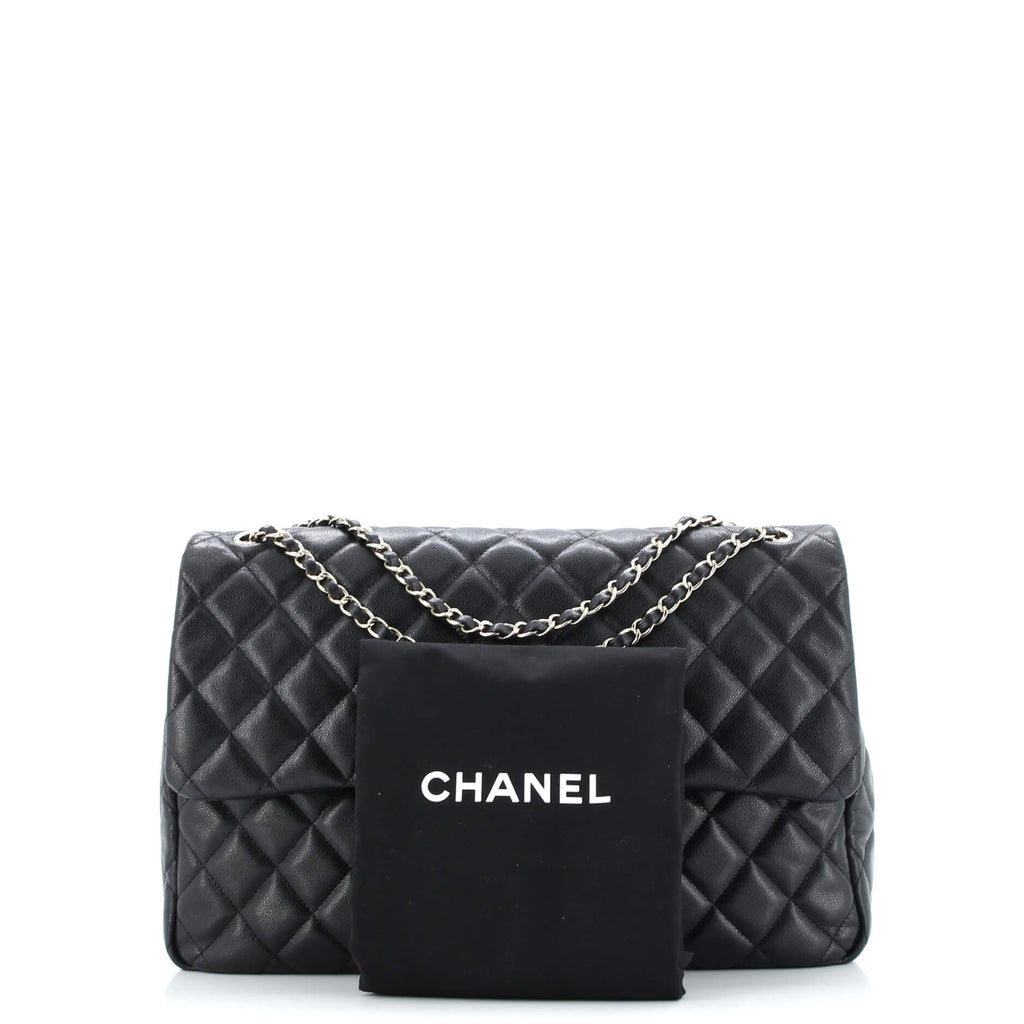 XXL Travel Flap Bag Quilted Caviar Small