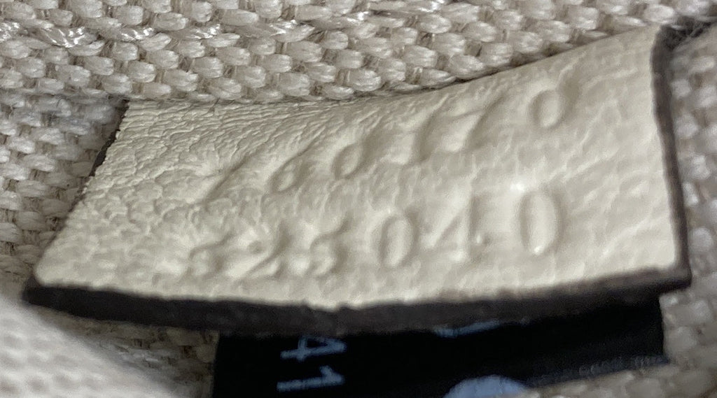Blondie Shoulder Bag Diagonal Quilted Leather Mini
