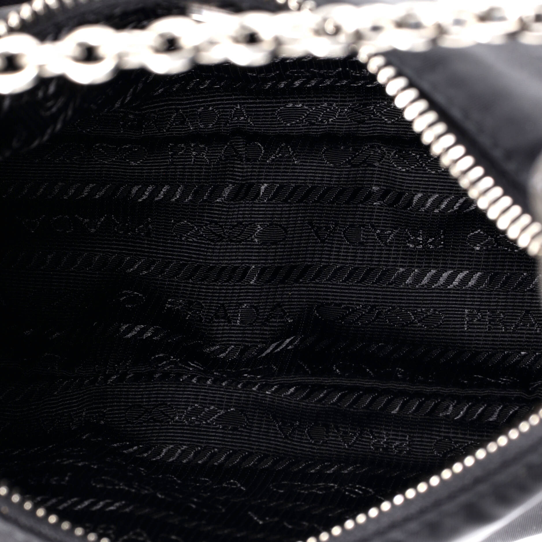 Re-Edition 2005 Shoulder Bag Tessuto Small