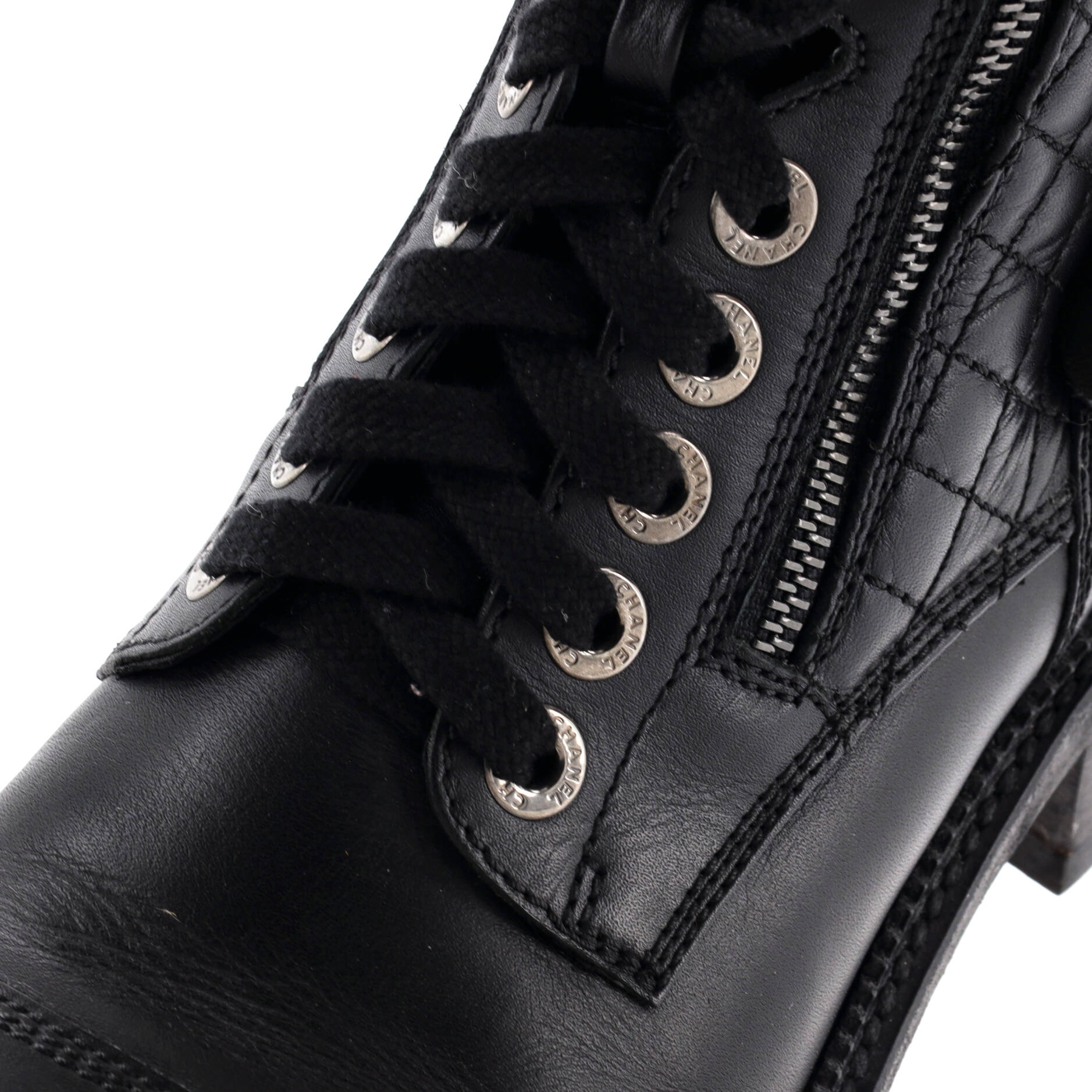 Women's CC Zip Up Combat Boots Quilted Leather