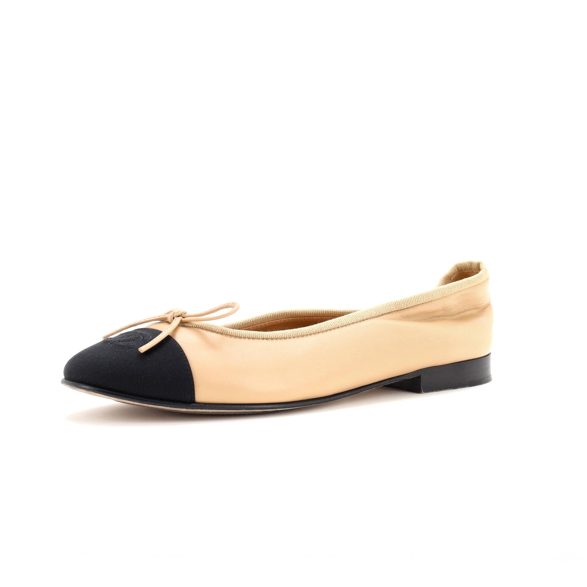 Women's CC Cap Toe Bow Ballerina Flats Leather