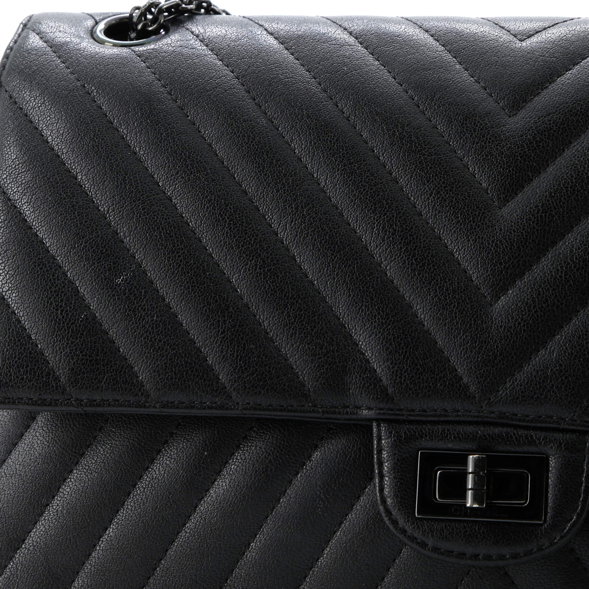 So Black Reissue 2.55 Flap Bag Chevron Sheepskin 226